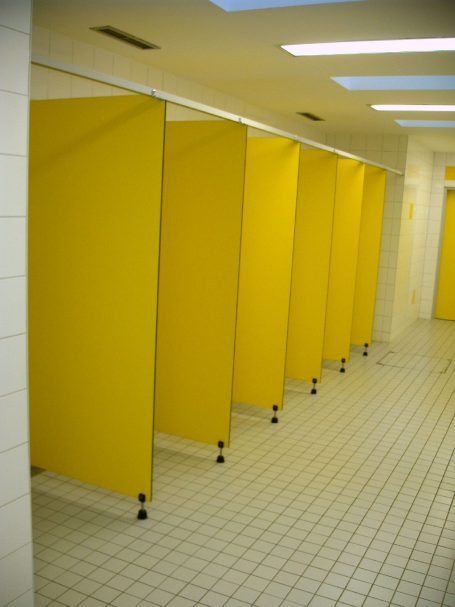 Duschtrennwände in Compactplatten